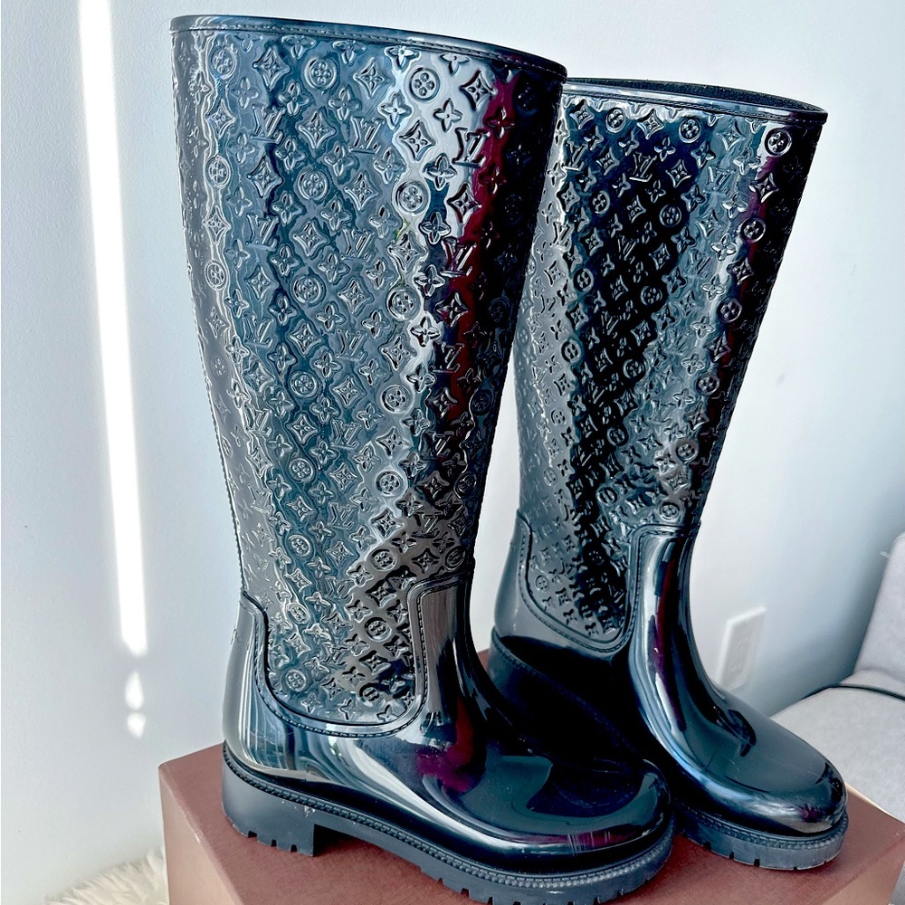 Authentic Louis Vuitton Rain Boots